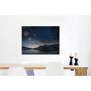 à prix réduits MuchoWow Tableau Sur Toile Une Pluie De Météorites Au-dessus Du Lac Decoratio… 9